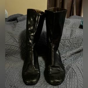 Vintage Born Leather Boots.
